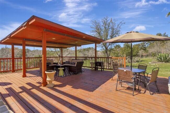 Building Photo - 5600 Laguna Cliff Ln