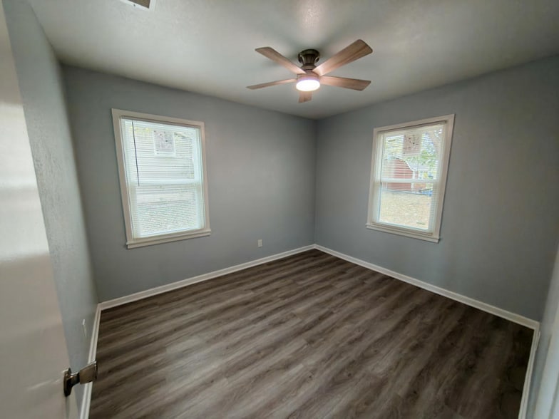 Building Photo - 202 Margaret Lee St