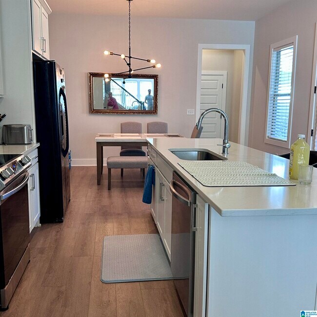 Building Photo - 4740 Arden Wy