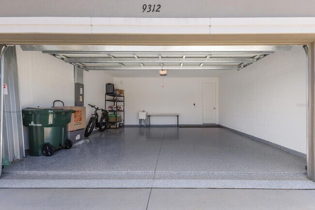 Building Photo - 9312 Tequila Sunrise Dr