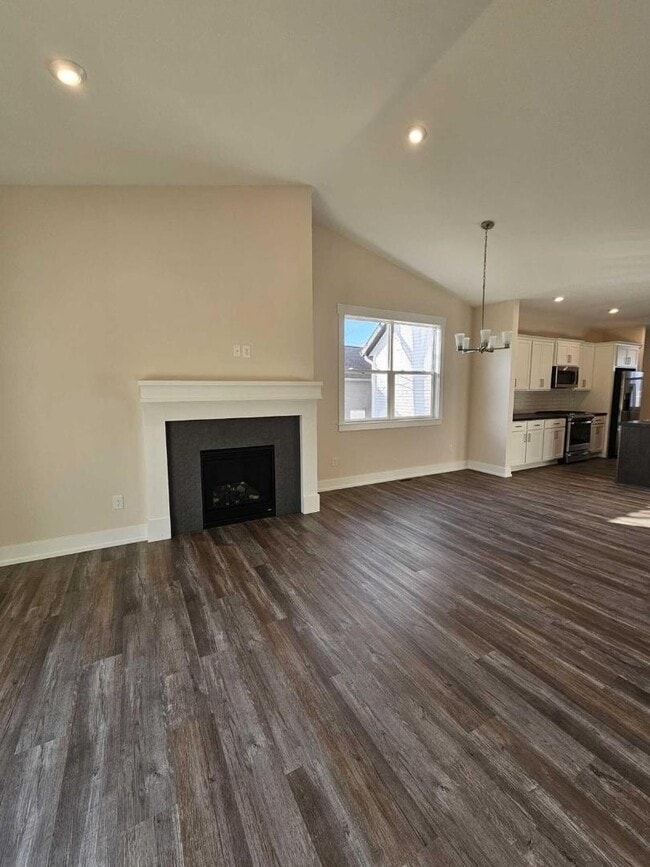 Building Photo - 4164-4166 Del Mar Dr SW