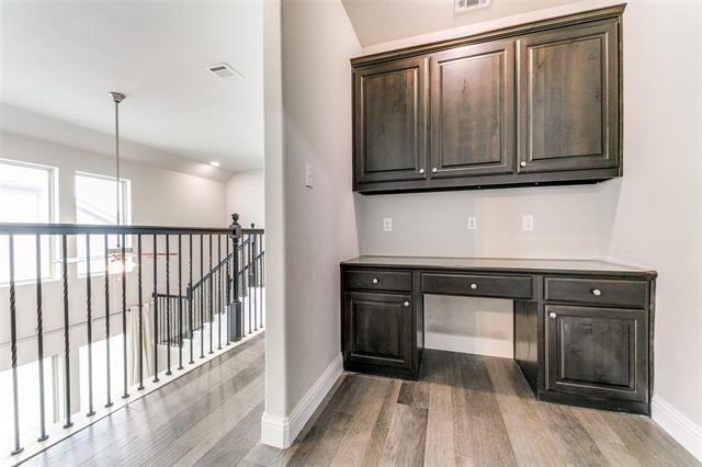 Building Photo - 17660 Sequoia Dr