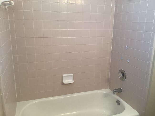 Building Photo - 7313 US Open Blvd