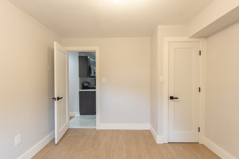 Building Photo - 1903 Country Ln