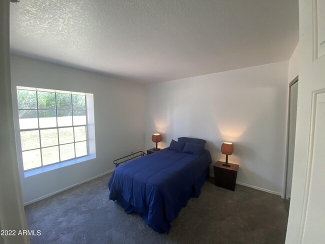 Guest Room - 8020 E Thomas Rd