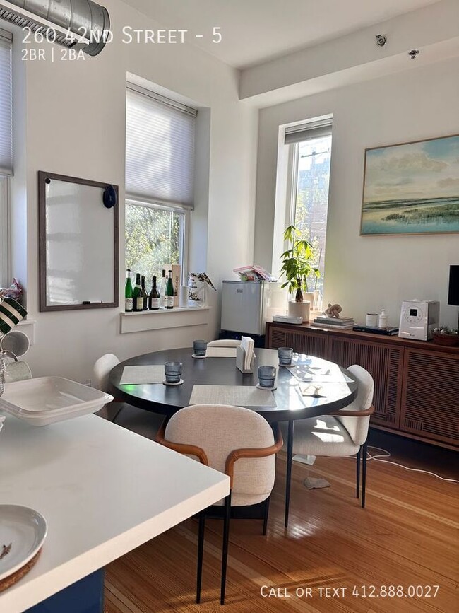 Building Photo - 260 42nd St