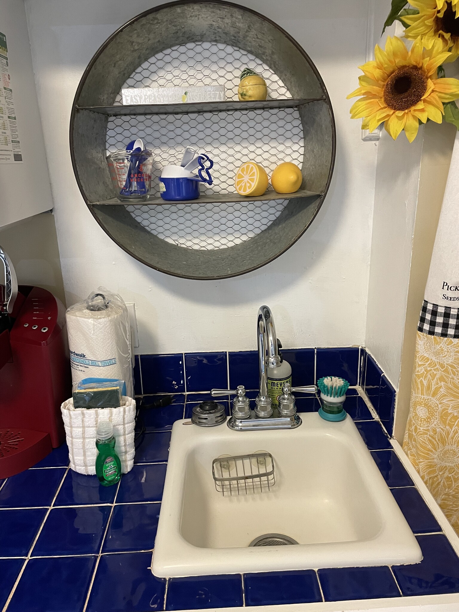 Sink with keurig coffeemaker - 540 E Taylor St