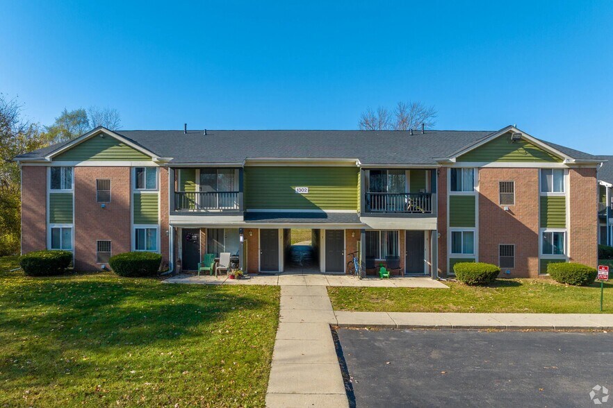 Building Photo - 1326 Holmes Rd