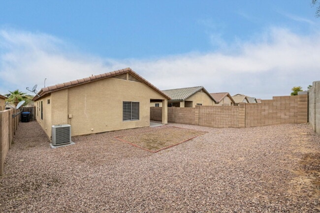 Building Photo - 2205 N 109th Ave