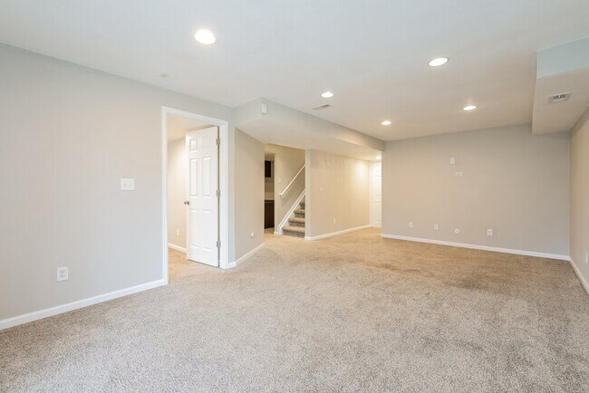 Building Photo - 11224 Jordan Ct