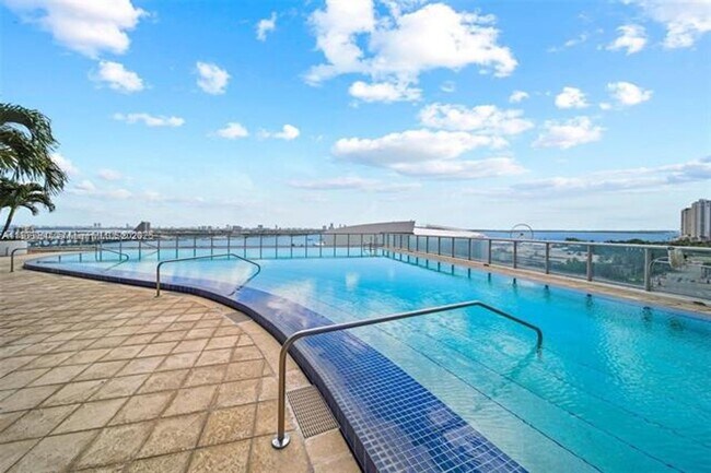 Building Photo - 888 Biscayne Blvd