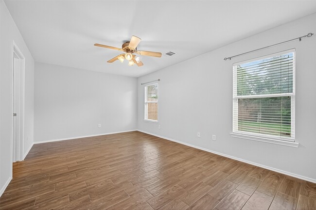 Building Photo - 7618 Village Mill Ln