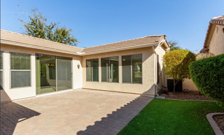 Building Photo - 4428 E Wildhorse Dr