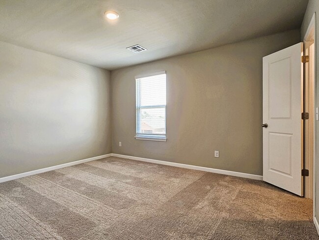 Building Photo - 1616 Amaranth Ln