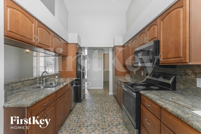 Building Photo - 5718 Wedgefield Dr