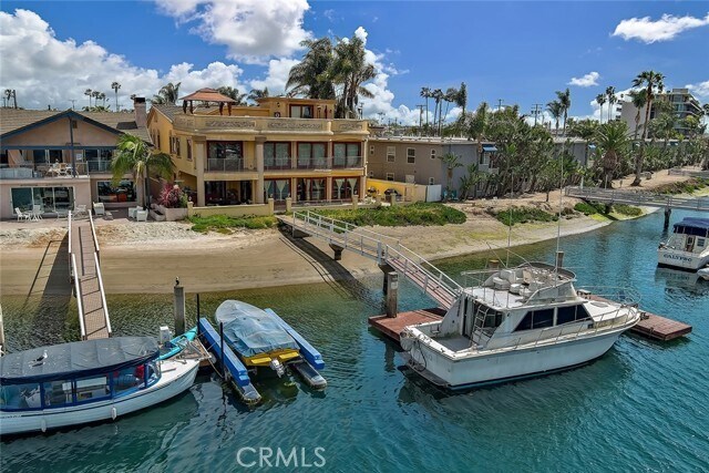 Building Photo - 5455 E Sorrento Dr