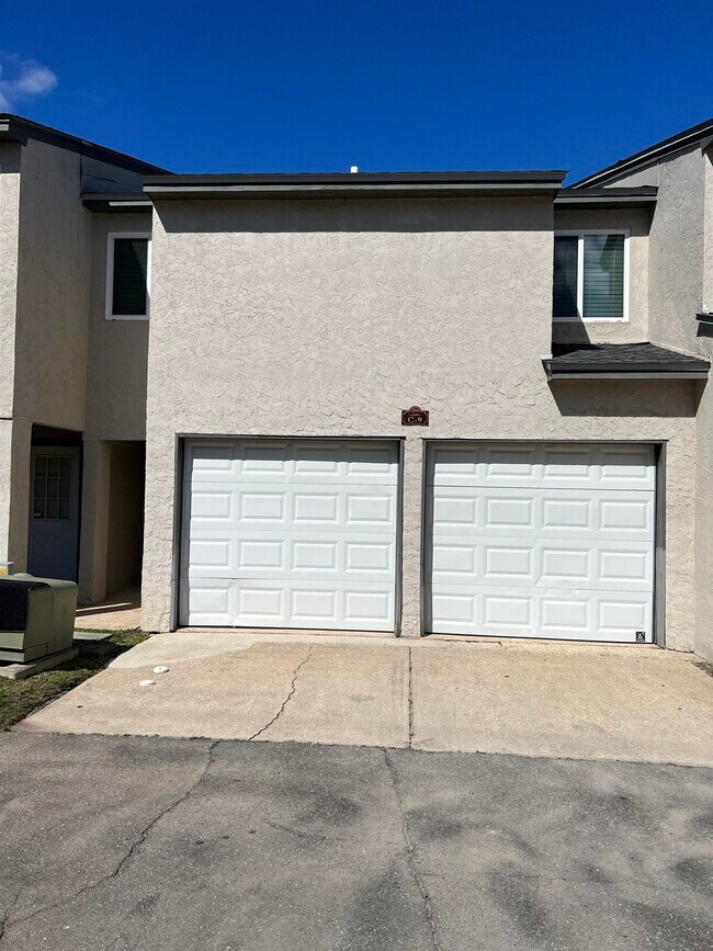 Building Photo - 1309 Airport Dr