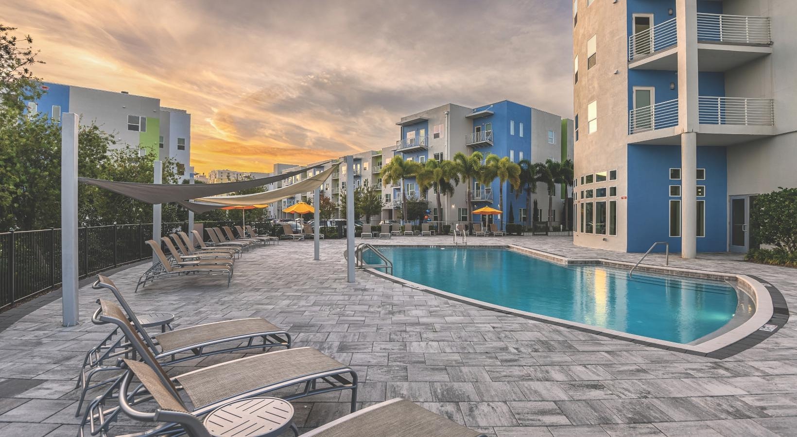 Building Photo - 949 Cleveland St