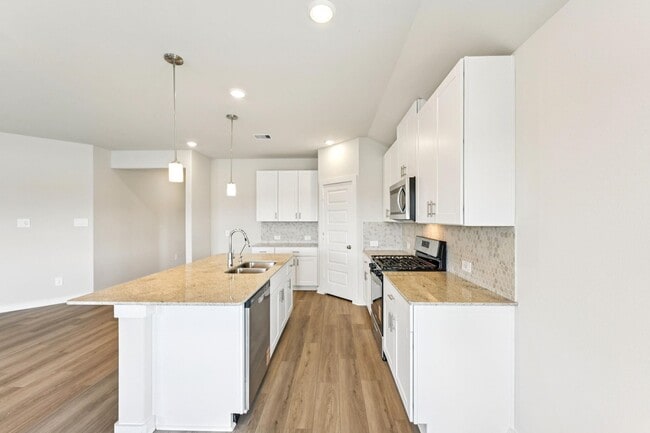 Building Photo - 5503 Bowquiver Ln