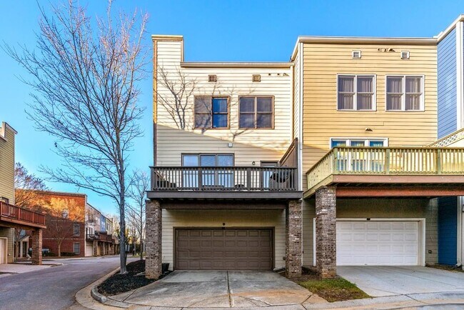 Building Photo - 750 Liberty Commons Dr NW