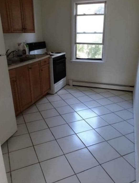 Building Photo - 21 Franklindale Ave