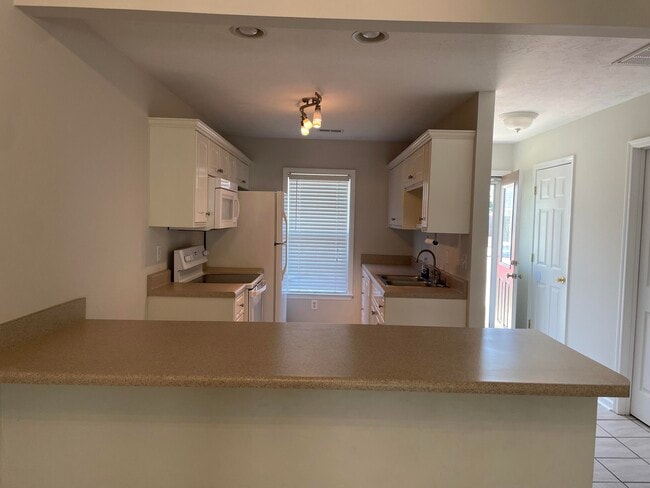 Building Photo - 143 Portofino Ln SW
