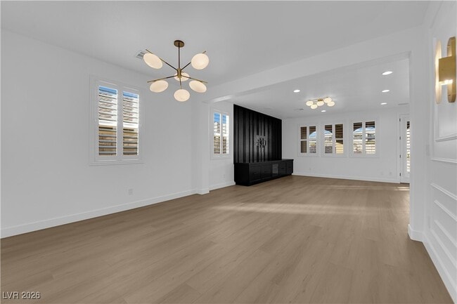 Building Photo - 465 Cabral Peak St