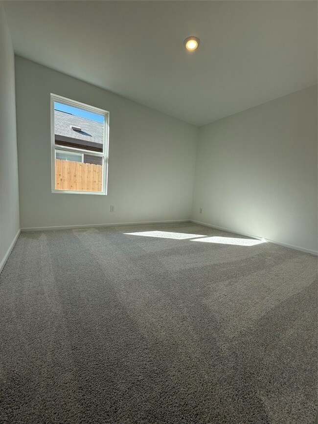 Building Photo - 14896 N Ascot Bnd Cir