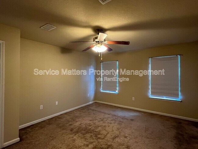 Building Photo - 4901 Spears St