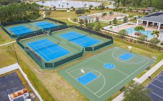 Building Photo - 870 Remington Green Dr SE