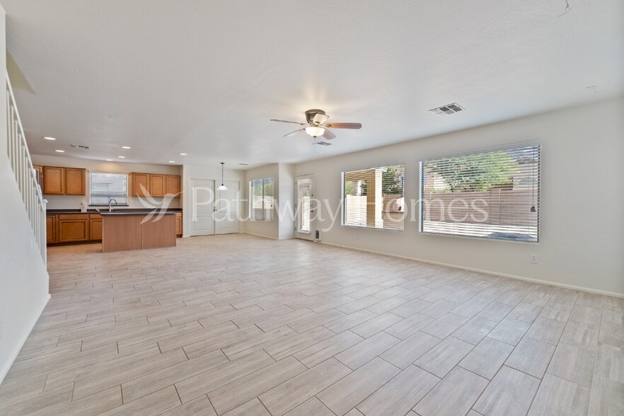 Building Photo - 41166 W Sanders Way