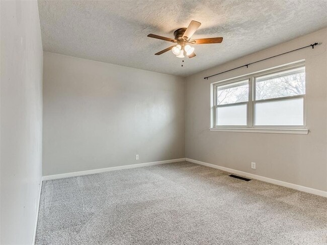 Building Photo - 1428 Cinderella Ave