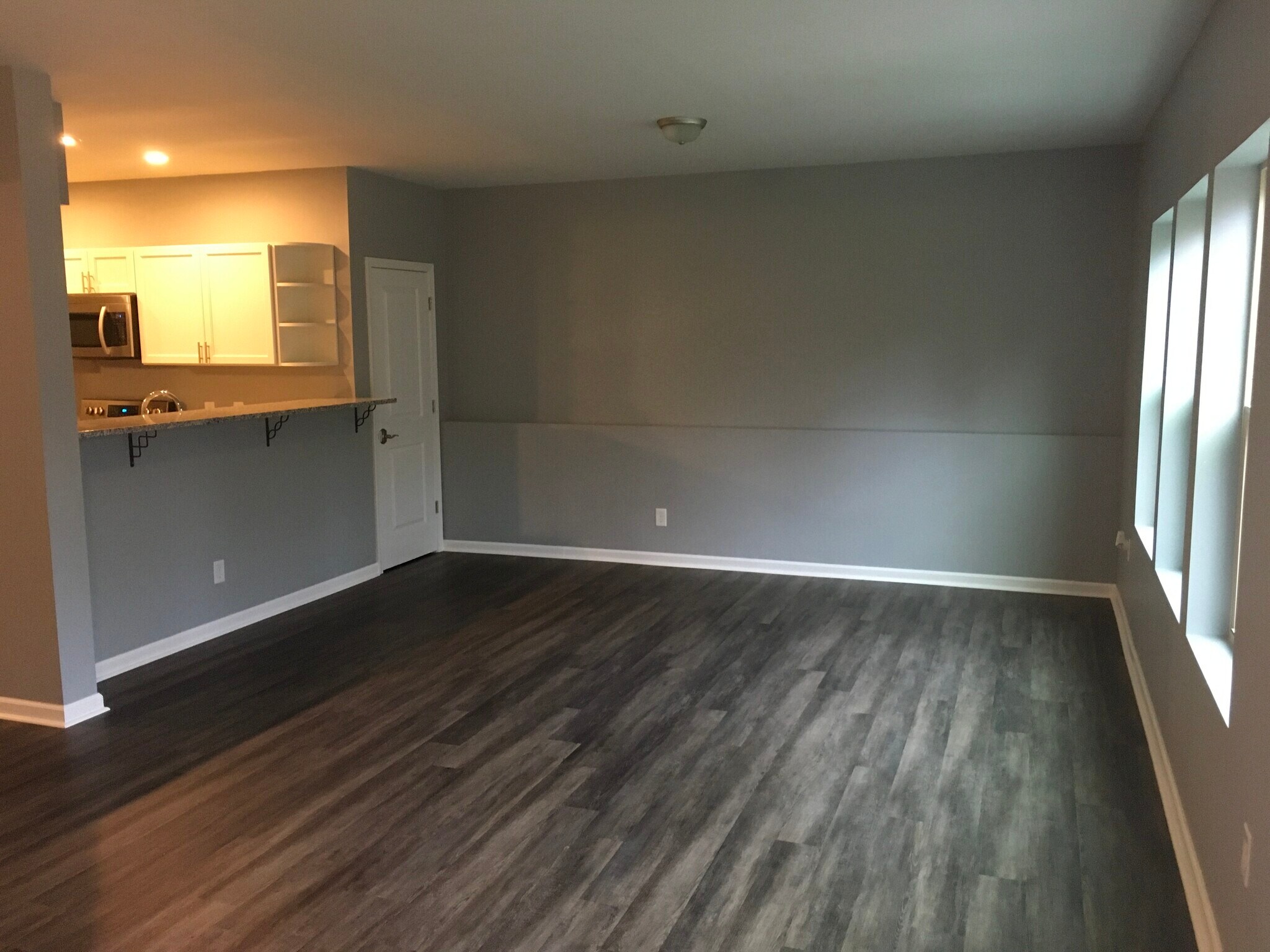 Building Photo - 2908 Historic Cir