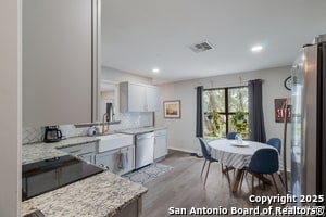 Building Photo - 11214 Blue Waters