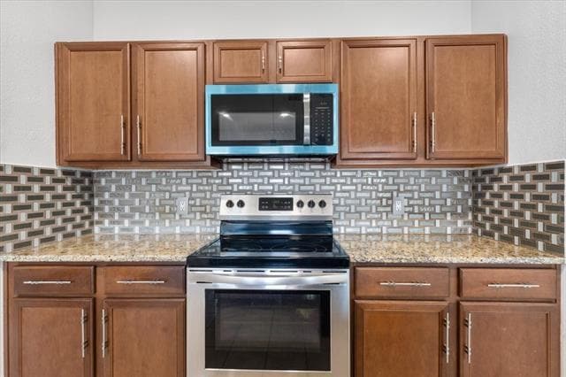 Building Photo - 803 Quartz Trl