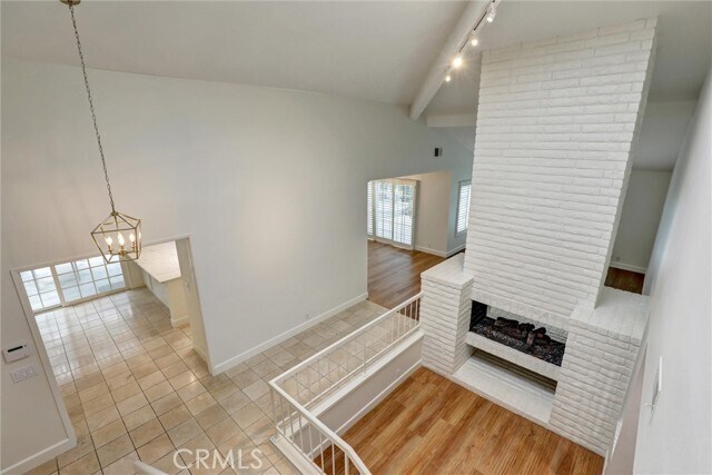 Building Photo - 16 Sycamore Creek