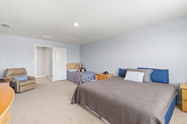 Building Photo - Like New Home For Rent in Creek Preserve