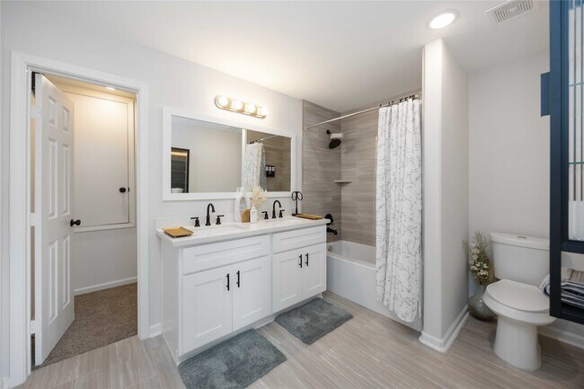 Building Photo - 5111 Firnat St