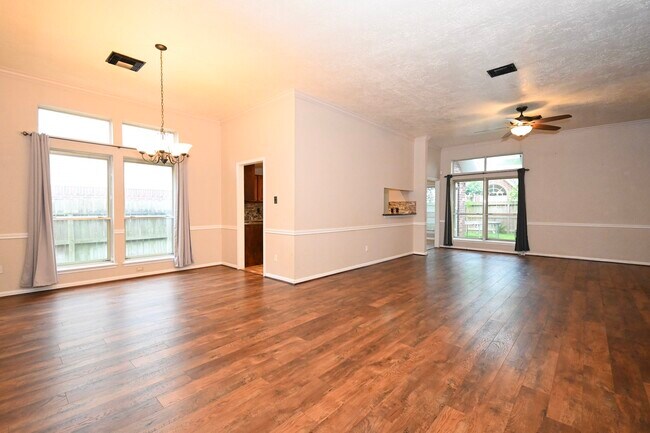 Building Photo - 16302 Ash Point Ln