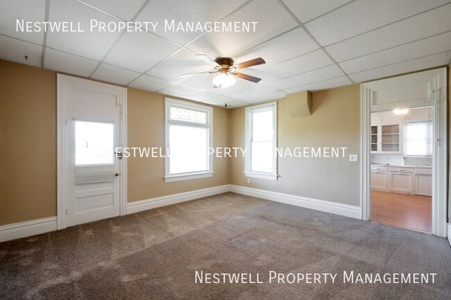 Building Photo - 1497 E 900 N