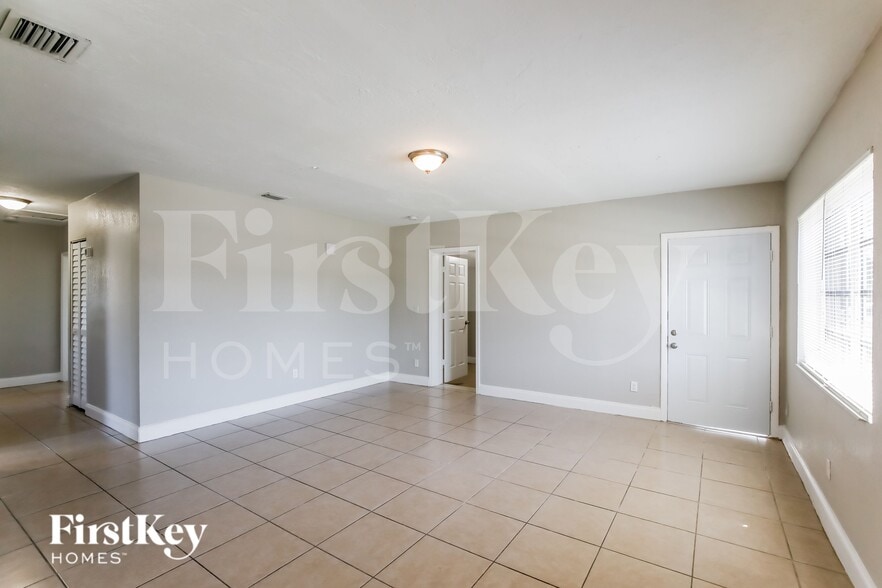 Building Photo - 20111 NW 12th Ave