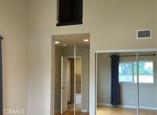 Building Photo - 222 N Rose St