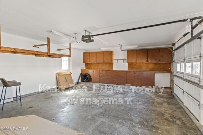 Building Photo - 313 Wallingsford Cir