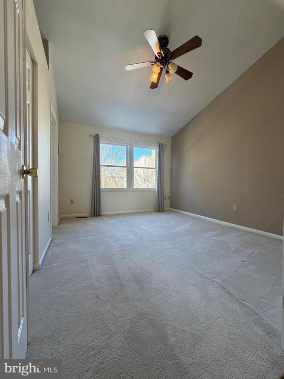 Building Photo - 302 Twisted Stalk Dr