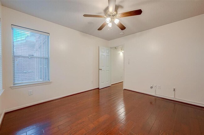 Building Photo - 11727 Cobblestone Point Dr