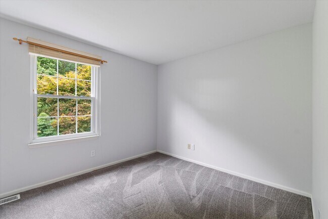 Building Photo - Single Family Home for Rent in Downingtown School District!