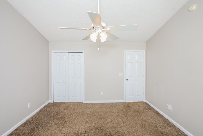 Building Photo - 208 Whixley Ln