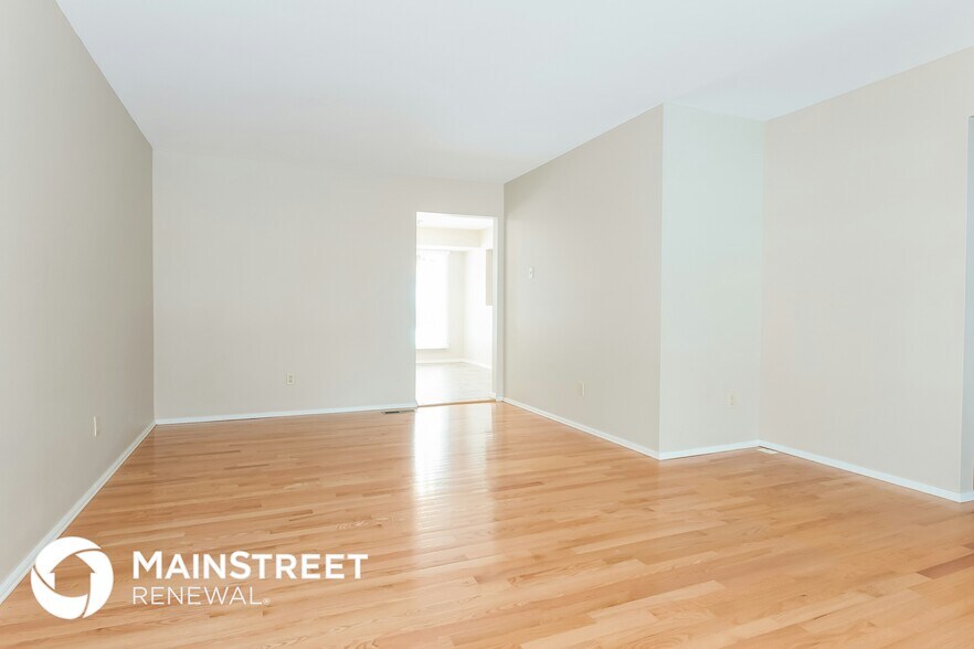 Building Photo - 14729 Airelle Ct