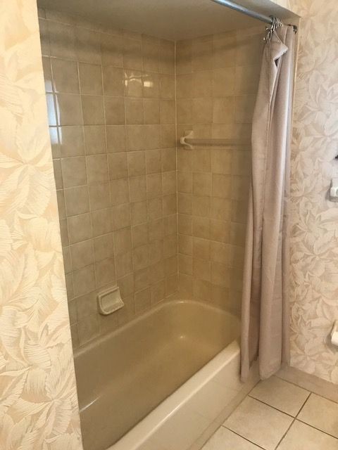 Building Photo - Charming clean 2/2 home in Palm Cay 55