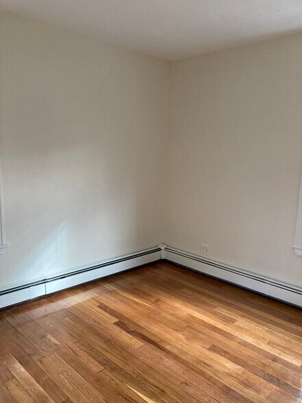 Building Photo - 36 Park Ave